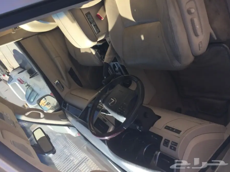 جيب لكزس 2014 فل كامل بدون اي رش  (image 3)