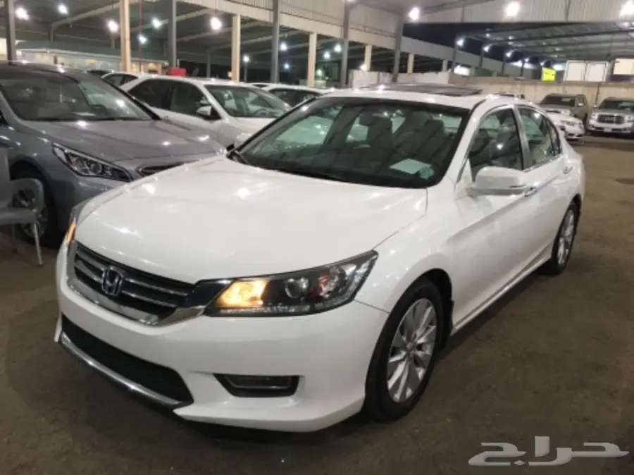 للبيع هوندا أكورد 2013 فل