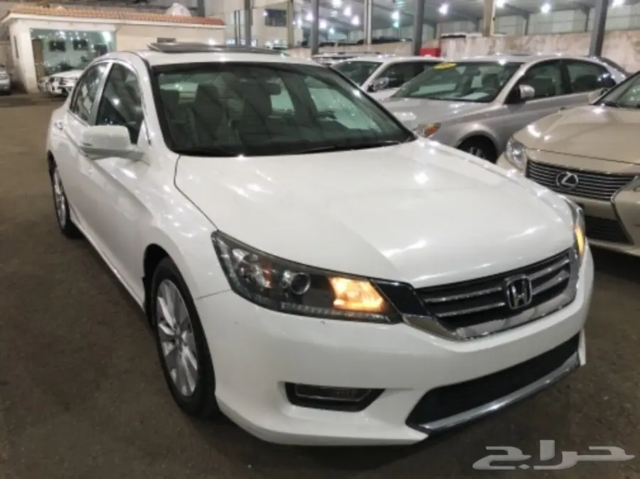 للبيع هوندا أكورد 2013 فل (image 1)
