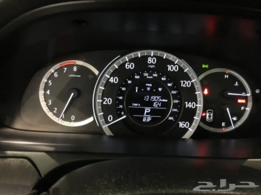 للبيع هوندا أكورد 2013 فل (image 8)