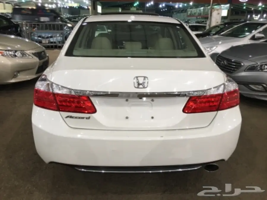 للبيع هوندا أكورد 2013 فل (image 28)