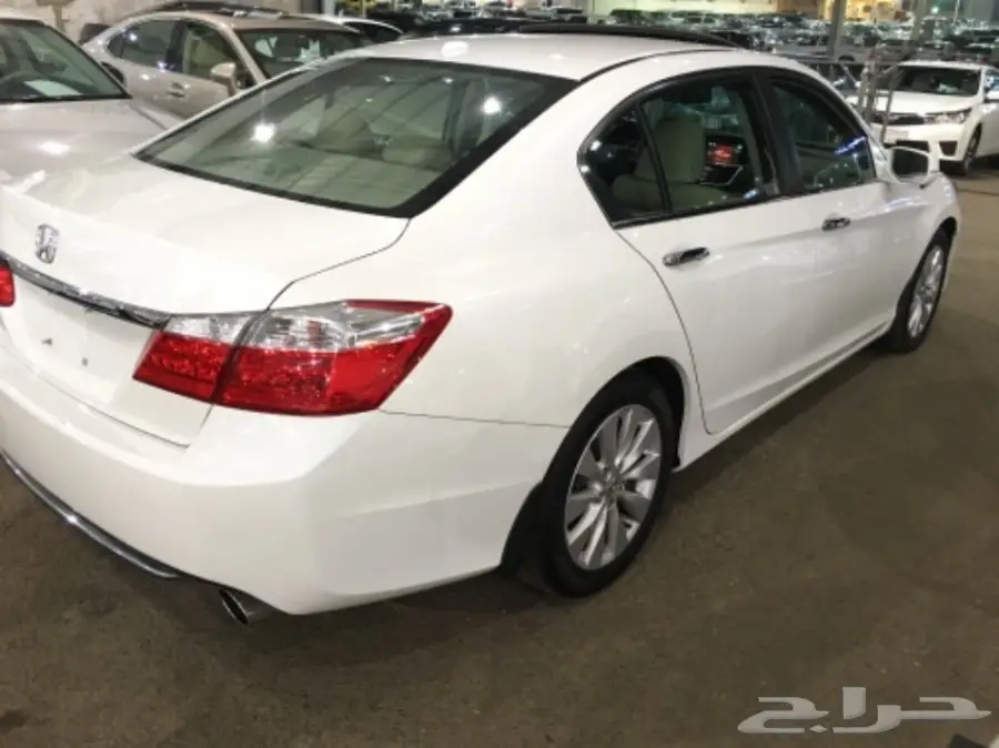 للبيع هوندا أكورد 2013 فل (image 29)