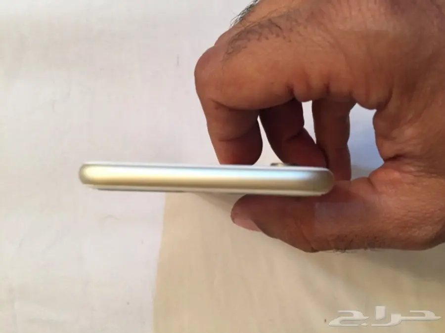 للبيع ايفون 6 ذهبي 16 قيقا (image 5)