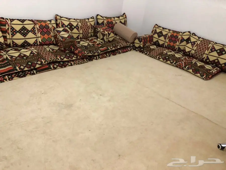 طقم مجلس عربي نظيف (image 0)