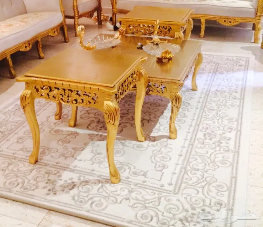 طاولات ملكيه فخمه للبيع (image 1)