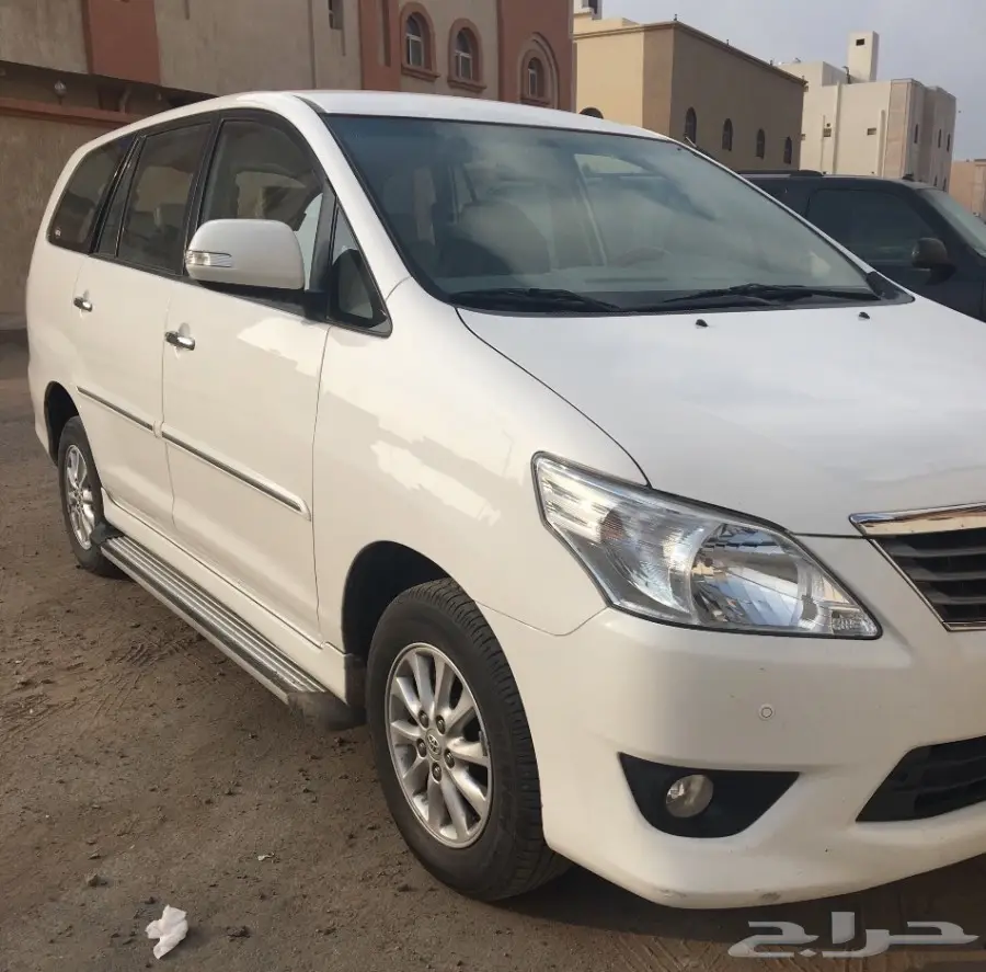 أنوفا 2015 فل كامل شبه جديده 