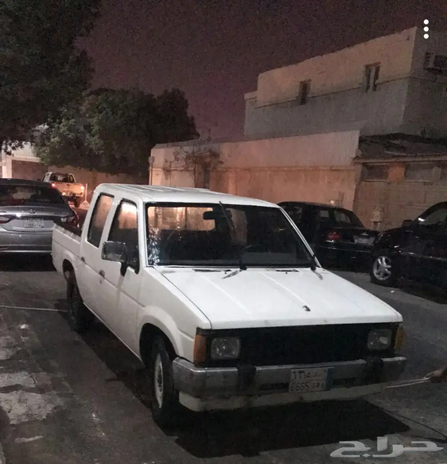 للبيع نيسان ددسن غمارتين نظيف ومجدد