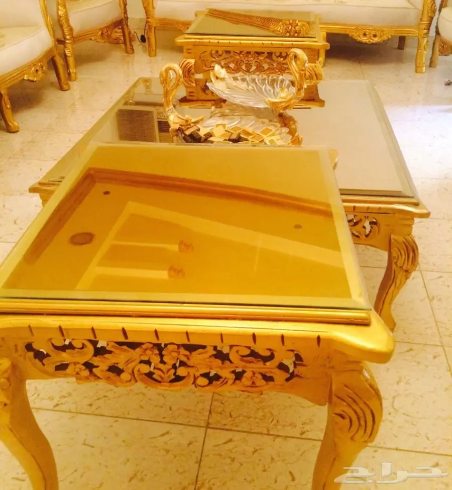 طاولات ملكيه فخمه للبيع