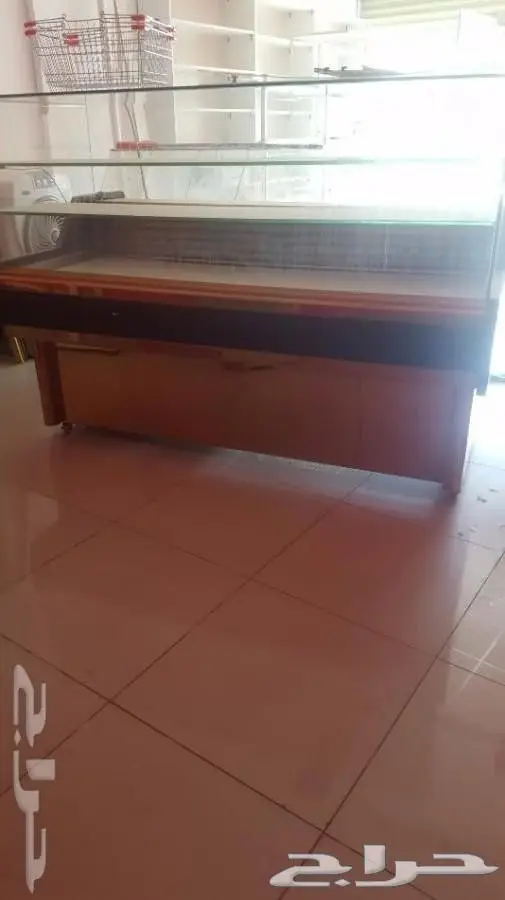 للبيع ثلاجة عرض  (image 1)