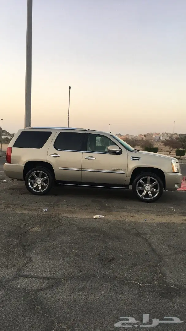 اسكاليد 2007 نظيف ملكي  (image 2)