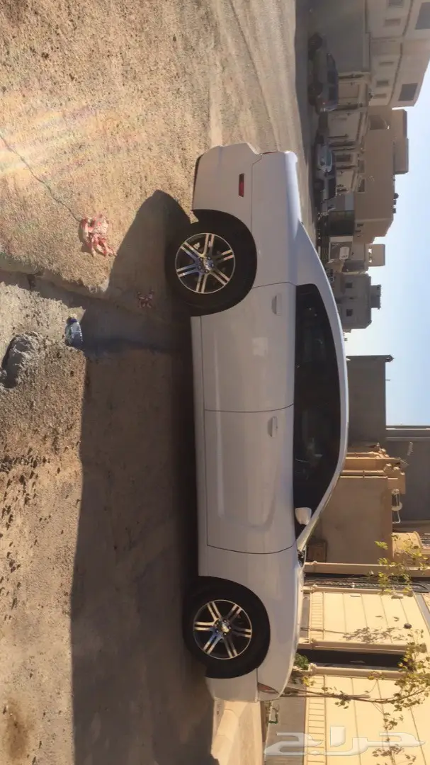 توفير رائع! تشارجر 2013 - باب السائق فقط - صيانتها ممتازة (image 7)