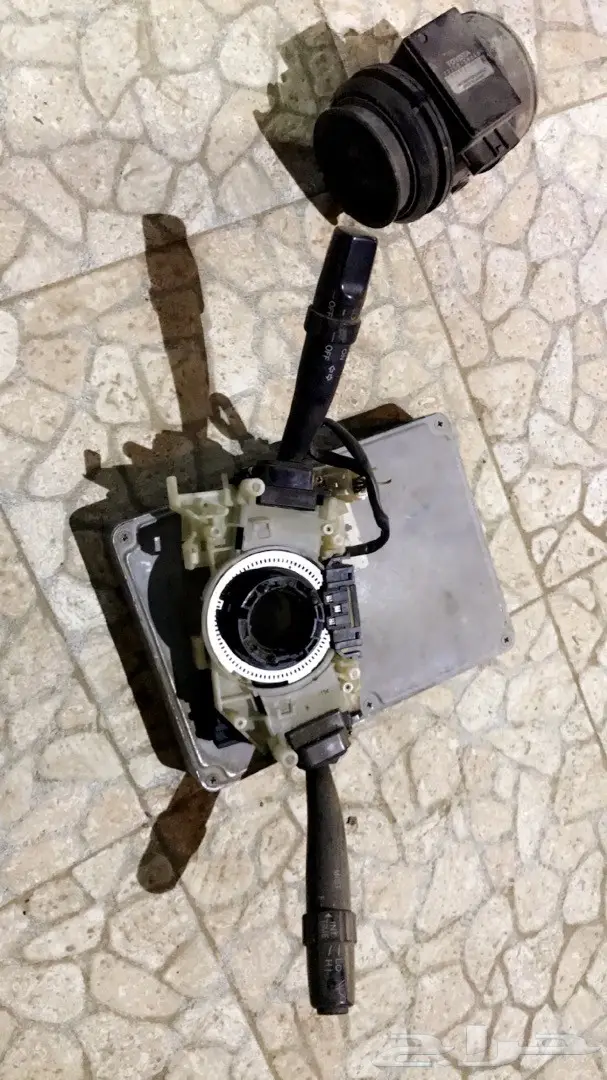 شمعات لكزس 400 موديل 2000 (image 7)