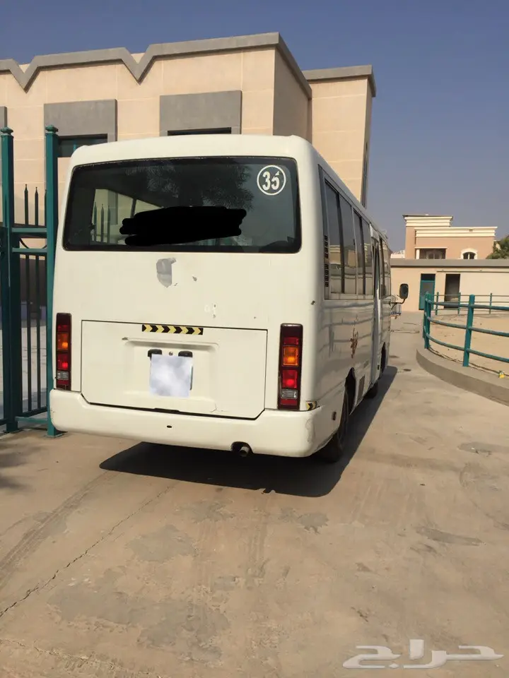 باص نيسان  (image 1)