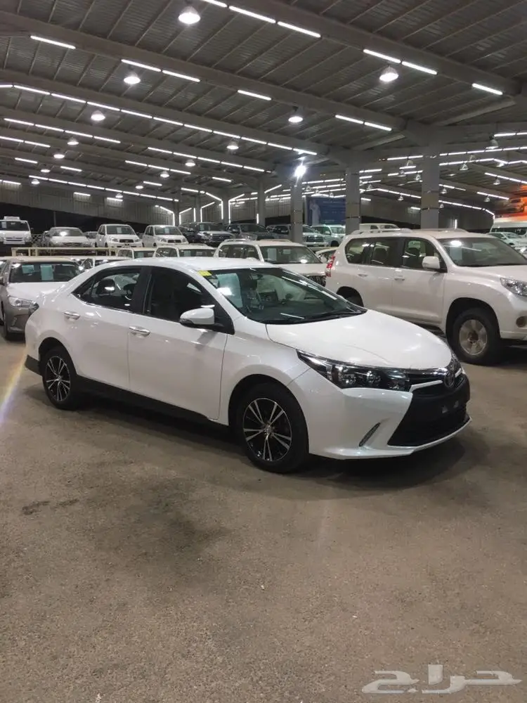 تويوتا كورولا سبورت موديل 2016 (image 5)