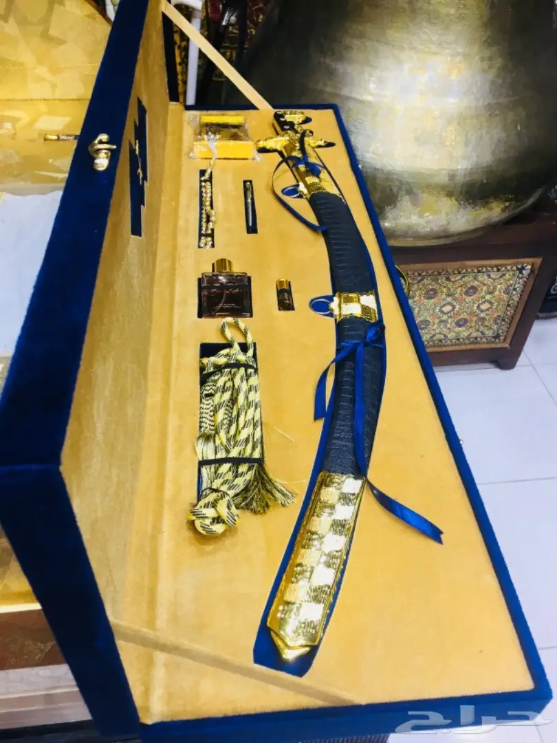 مزاد 40 د طقم هدية يجمل ممكن من نصيبك شاهد (image 2)