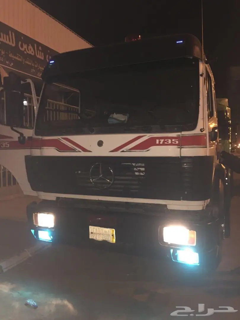 مرسيدس ال بي 1992 (image 1)