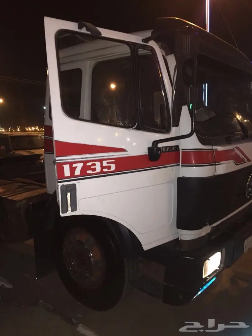 مرسيدس ال بي 1992 (image 3)