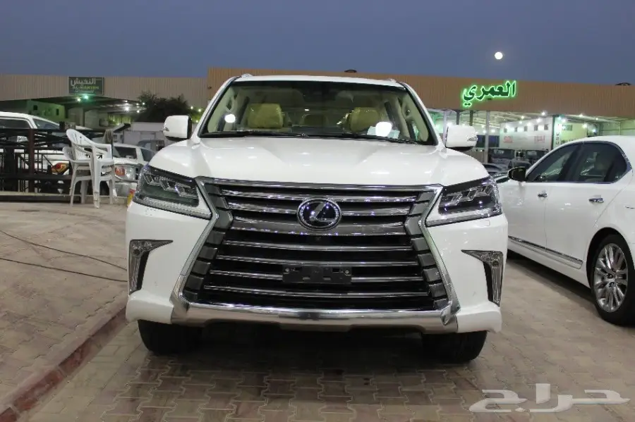 لكزس LX 570 موديل 2016 (image 1)