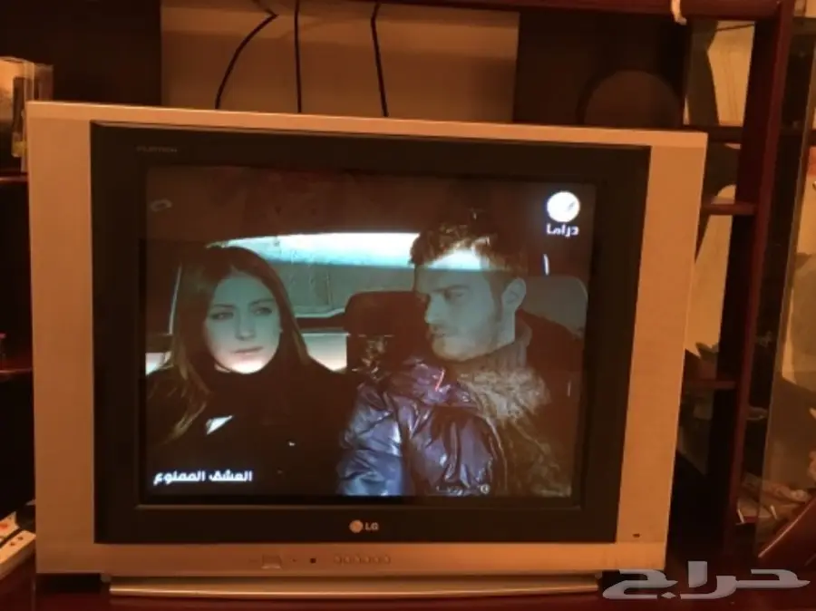 مكنبة و سراير و تليفزيون (image 6)