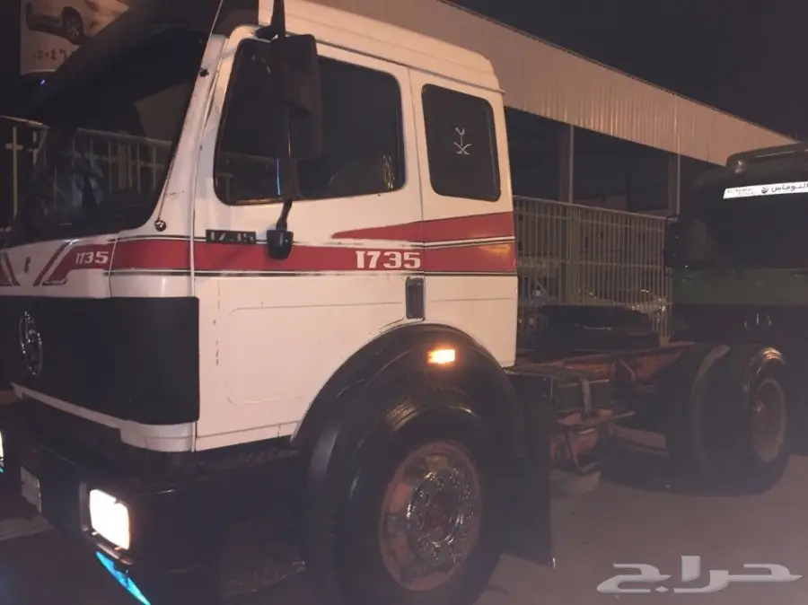 مرسيدس ال بي 1992 (image 2)