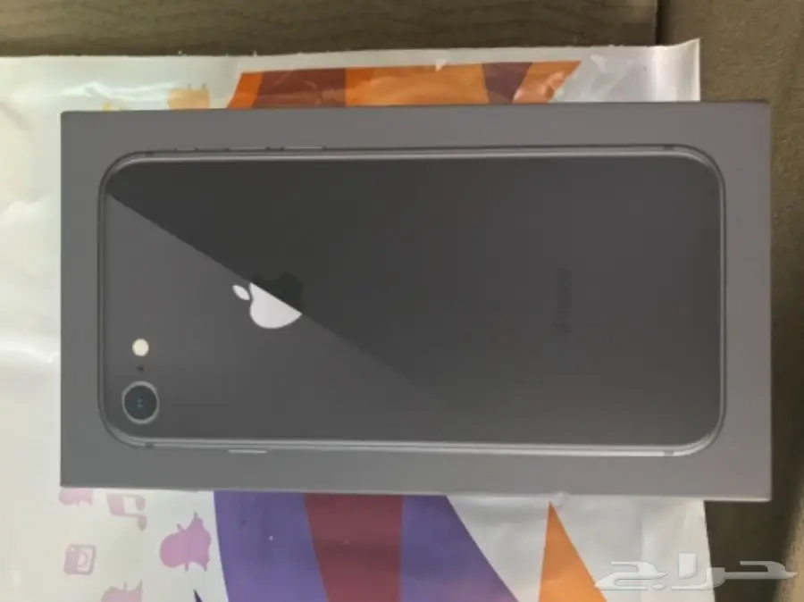 ايفون 8 اسود 64 جيجا ضمان موبايلي (image 2)