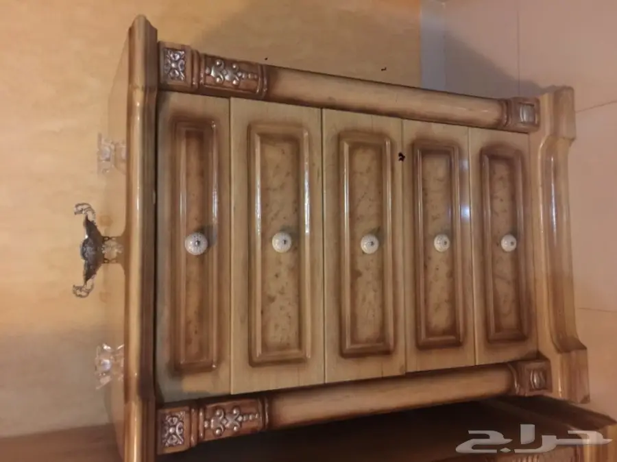 غرفة نوم للبيع 