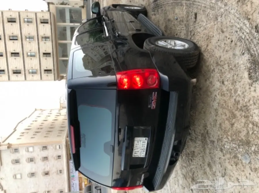 جمس يوكن 2011 اسود قصير  (image 1)