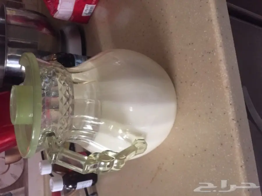 حليب بقر طازج محلوب العصر طازج يوميا نظيف 