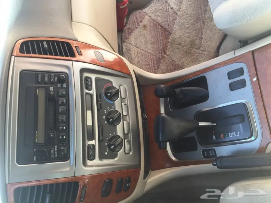 لاند كروزر GXR 2003 اللون ابيض فل كامل (image 5)