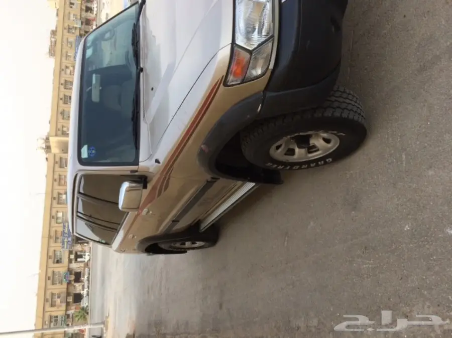 للبيع نيسان بترول مديل 1996 الون ذهبي (image 4)