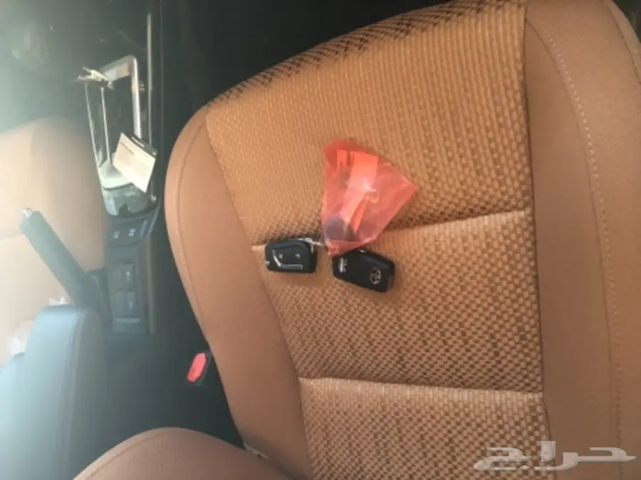 عرض خاص توتويا فورتونر 4 سلندر بدون دبل 2018 (image 4)