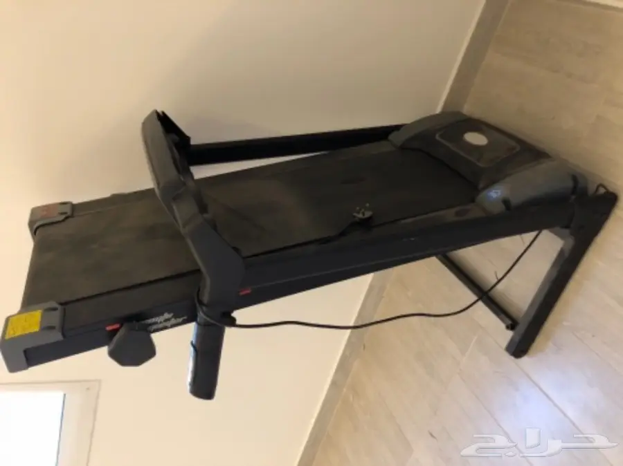 سير رياضي  مستخدم نظيف 