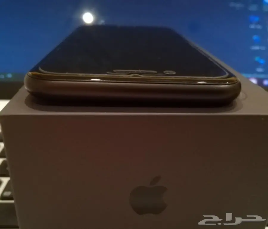 iPhone 8 - حالة ممتازة! سعة 64GB - ضمان حاسبات العرب (image 3)