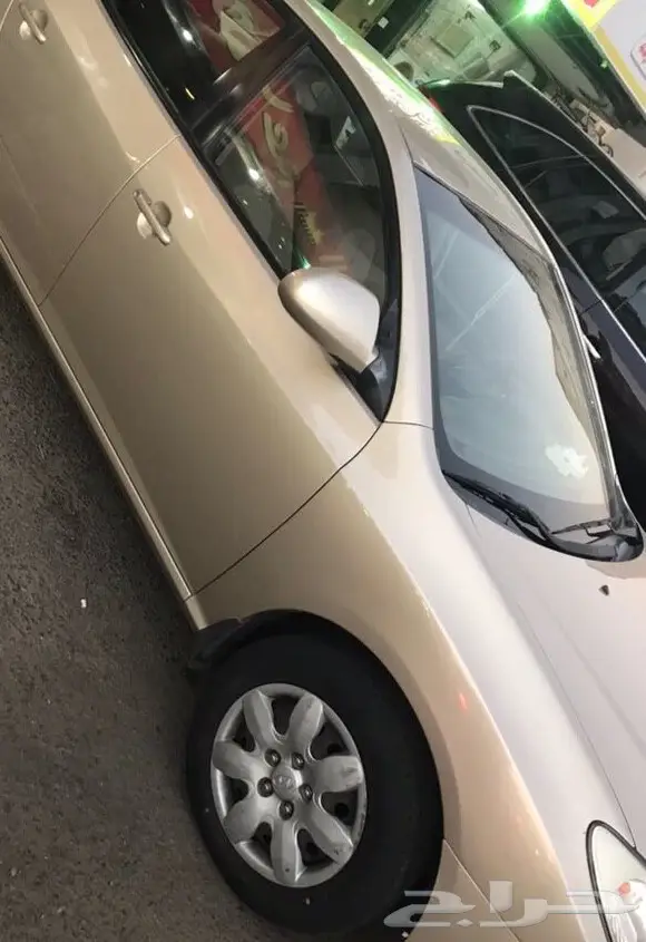 هيونداي ألنترا ذهبي 2010 (image 4)