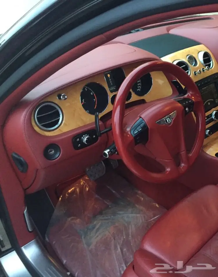 بنتلي فلاينج سبير موديل 2008 نظيف