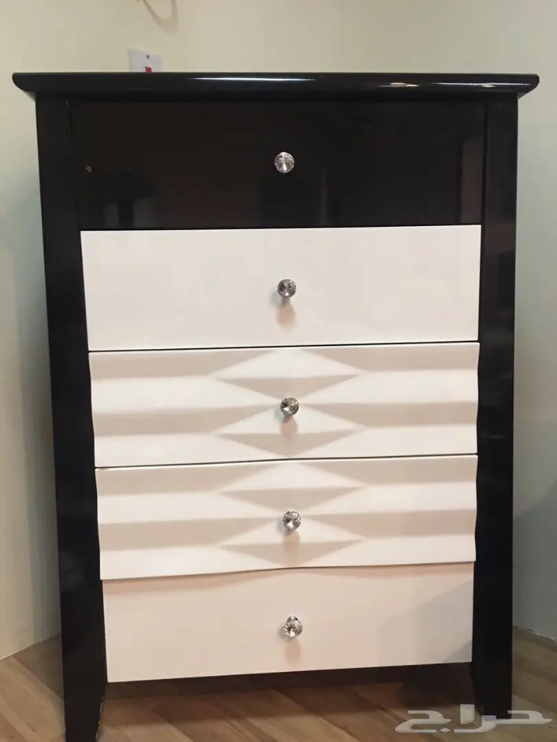 غرفة نوم مستعملة - فرصة رائعة! (image 3)