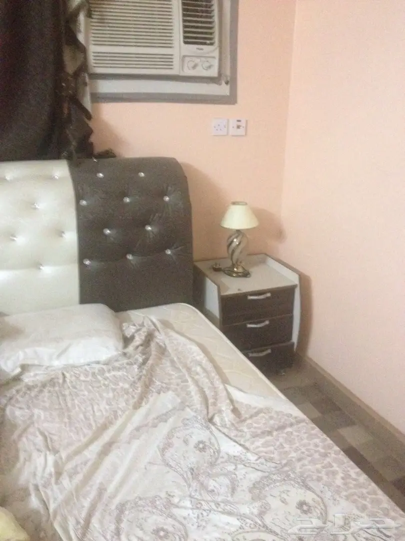 غرفه نوم كامله شبه جديده  (image 2)