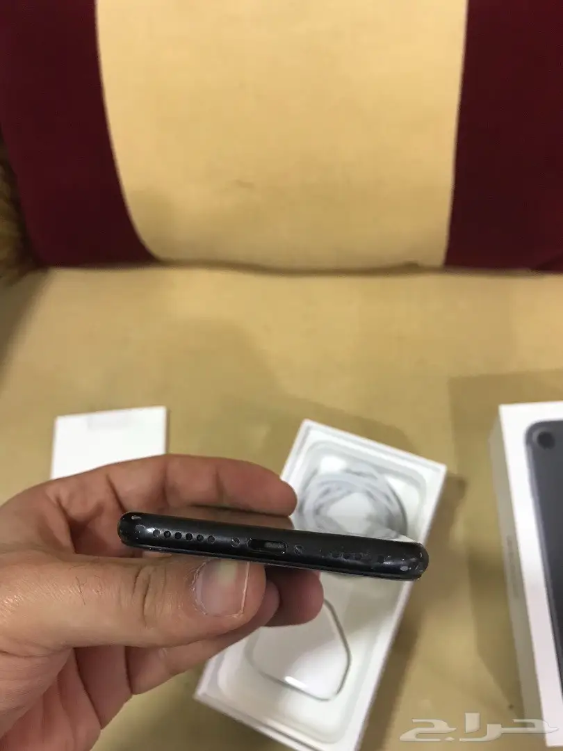ايفون 7 اسود مطفي 32 جيجا (image 7)
