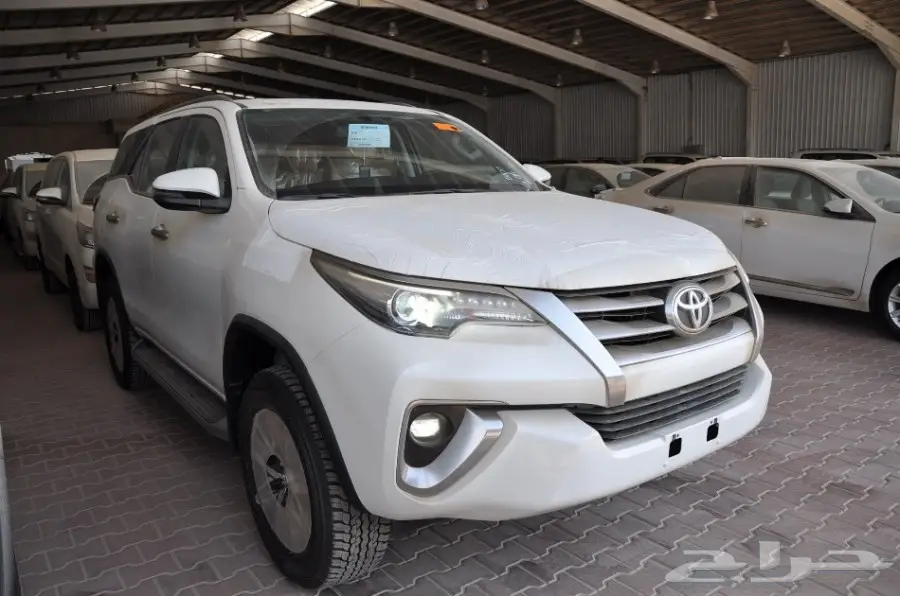 فورتشنر VX3 سعودي 6 سلندر 2018 فل كامل 142000 (image 1)