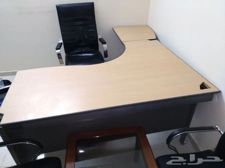 اثاث مكتب للبيع جده