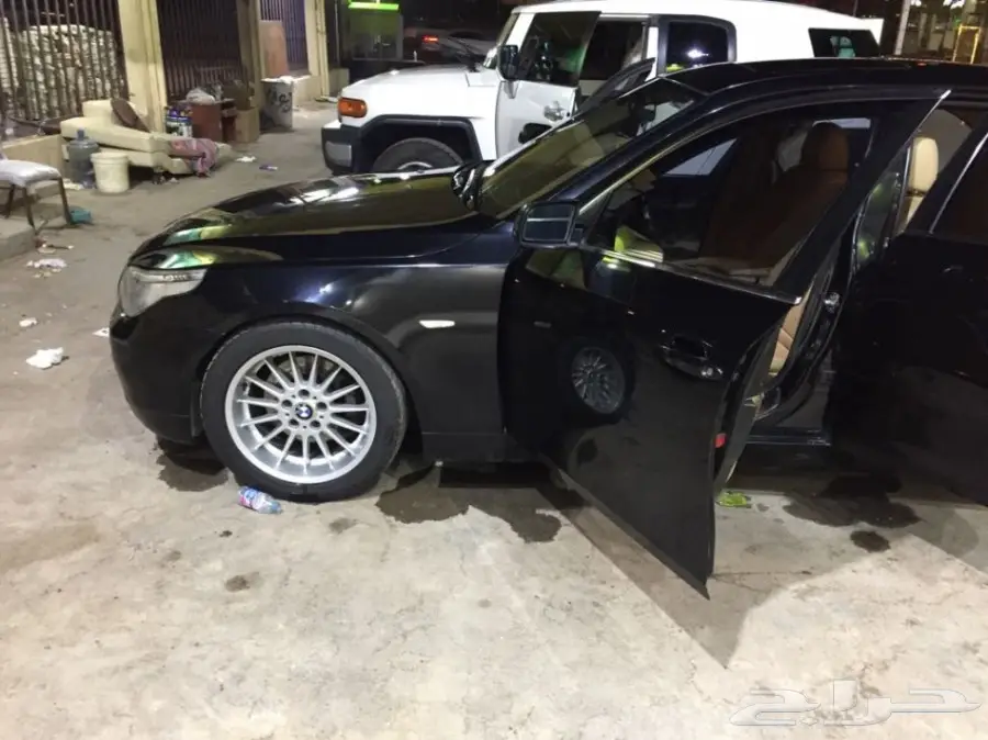 BMW  523 موديل 2005 للبيع (image 1)