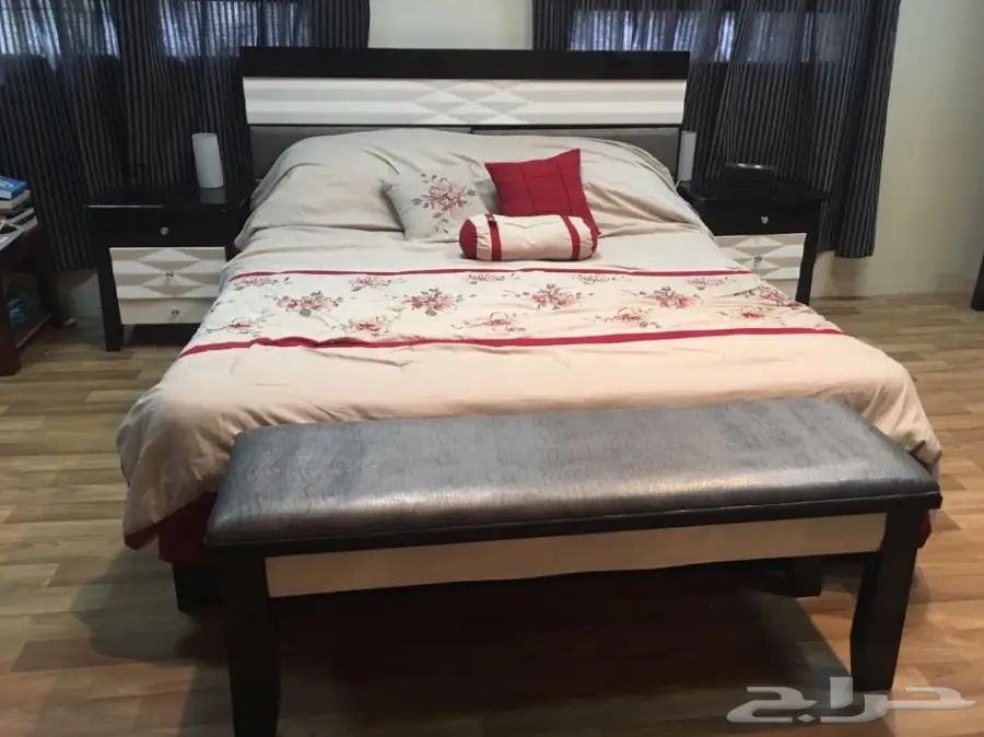 غرفة نوم مستعملة - فرصة رائعة! (image 1)