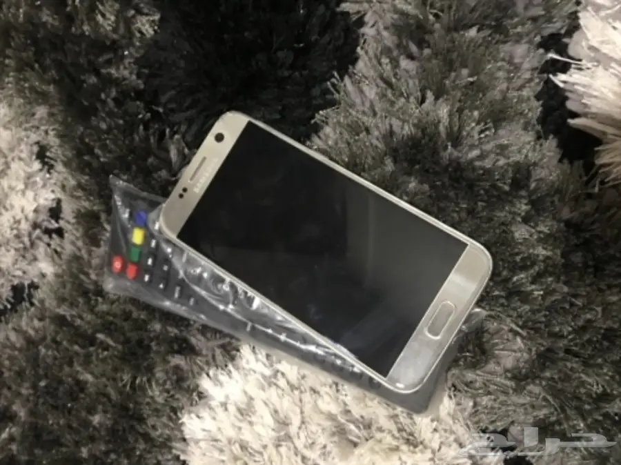 جالكسي s7 فضي  (image 1)