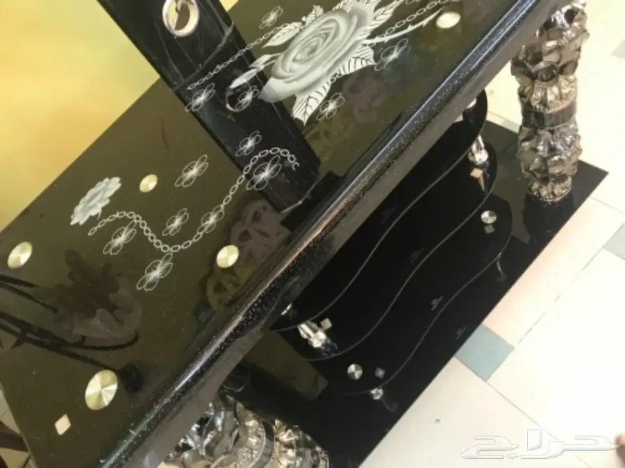 طاولة تلفزيون جديدة جداا جدا 