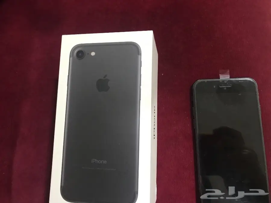 ايفون 7 اسود مطفي 32 جيجا