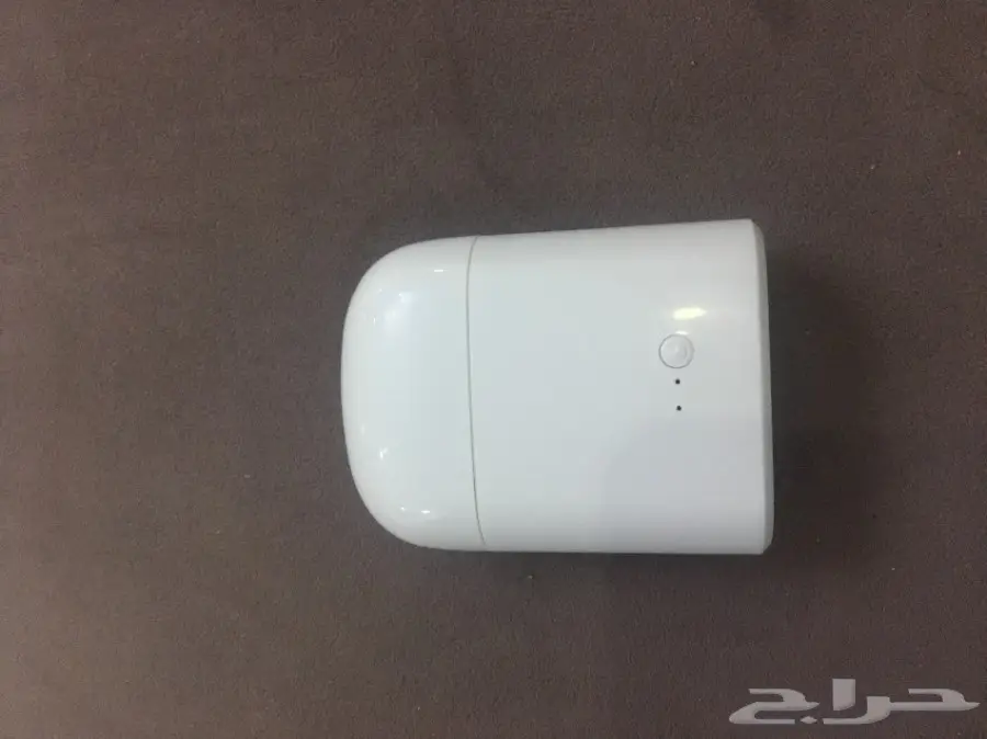 للبيع سماعة بلتوث ممتازه