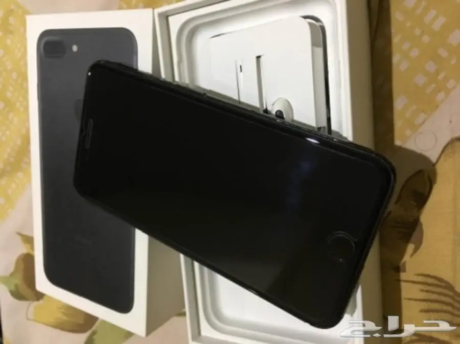 ايفون 7 بلص 128 قيقا اسود لماع