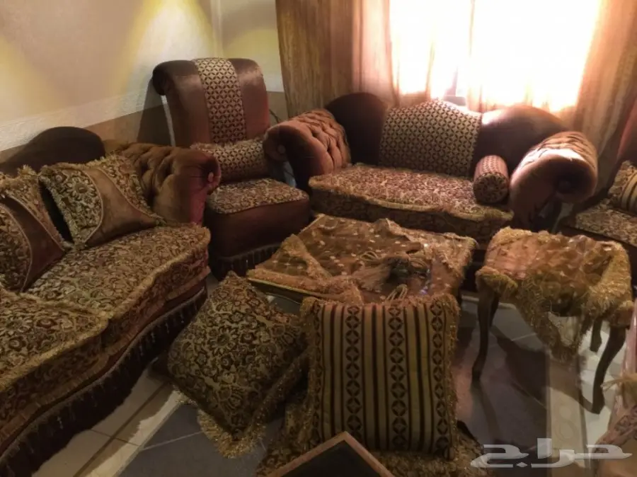 طقم أثاث فاخر - صالون 17 (image 6)