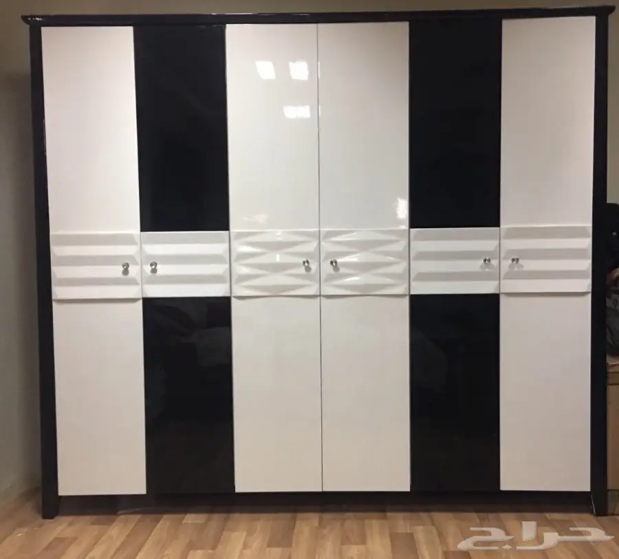 غرفة نوم مستعملة - فرصة رائعة!