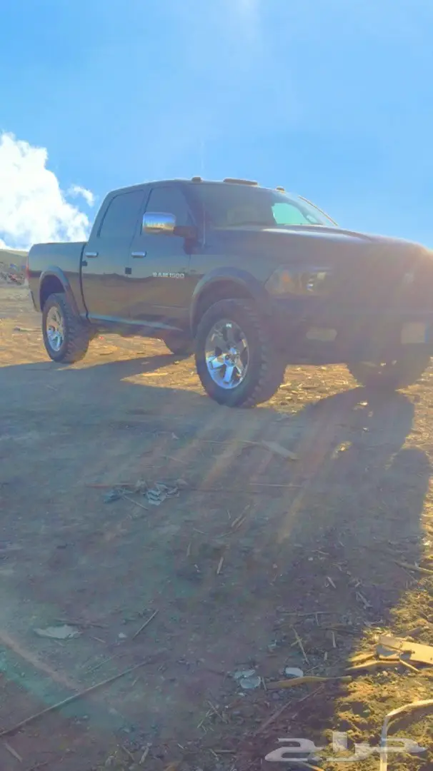 دوج رام لارمي اعلى فئه اسود ملكي  (image 4)